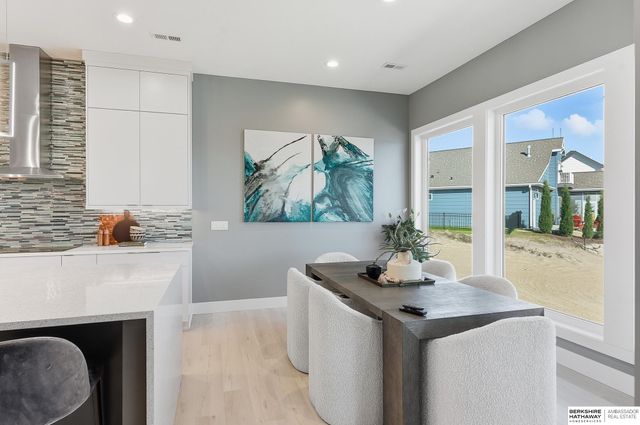 28488 Laurel Circle, Valley, NE 68064