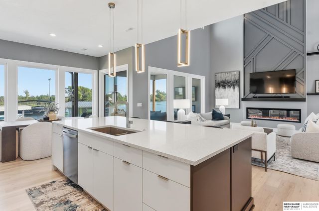 28488 Laurel Circle, Valley, NE 68064