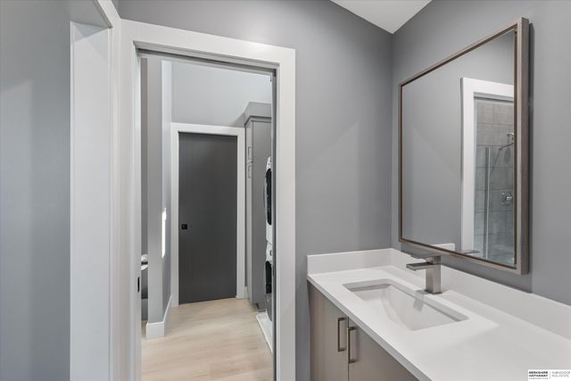 28488 Laurel Circle, Valley, NE 68064