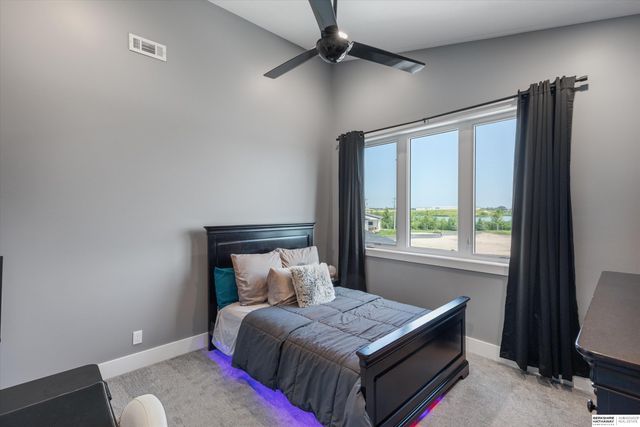 28488 Laurel Circle, Valley, NE 68064