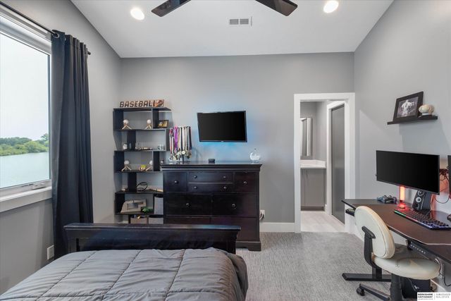 28488 Laurel Circle, Valley, NE 68064