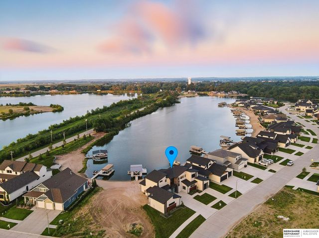 28488 Laurel Circle, Valley, NE 68064