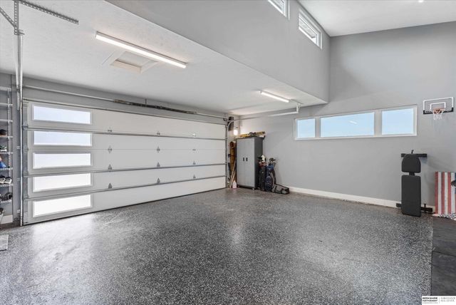 28488 Laurel Circle, Valley, NE 68064