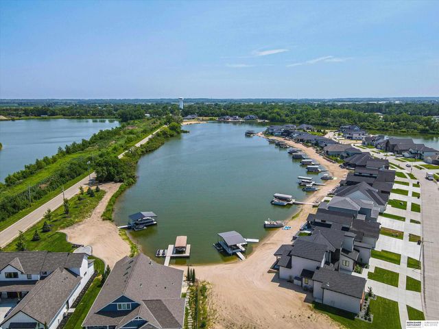 28488 Laurel Circle, Valley, NE 68064