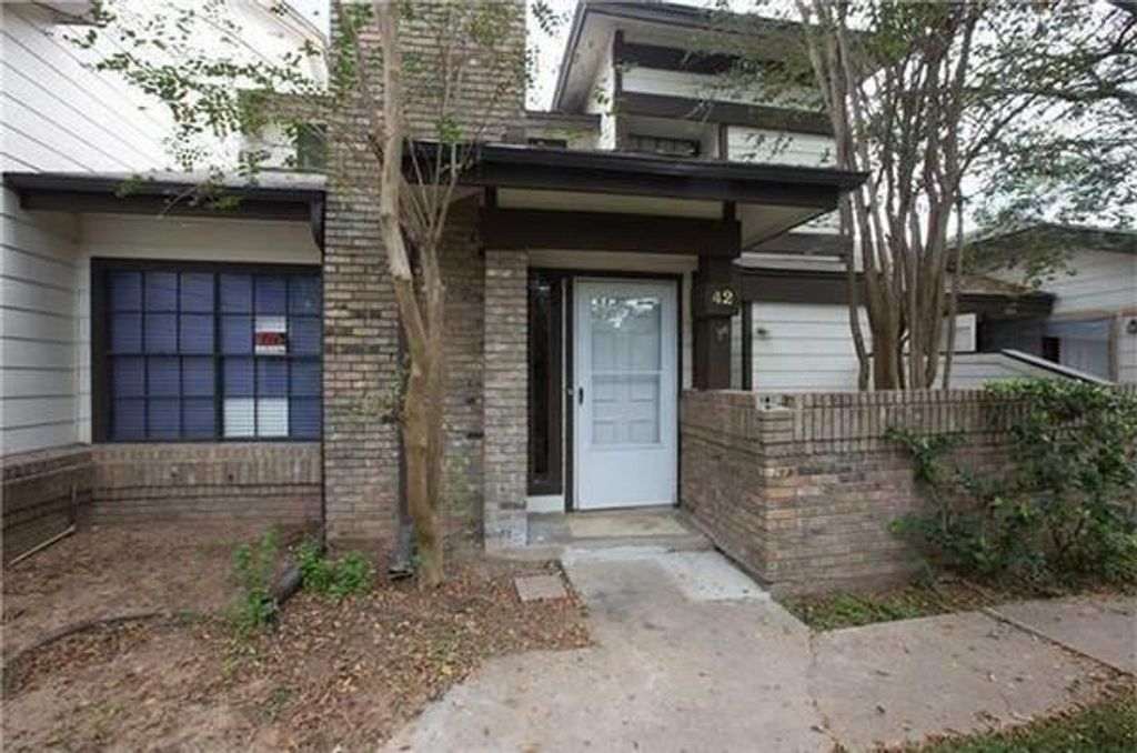 1748 Ohlen RD 42, Austin, TX 78757