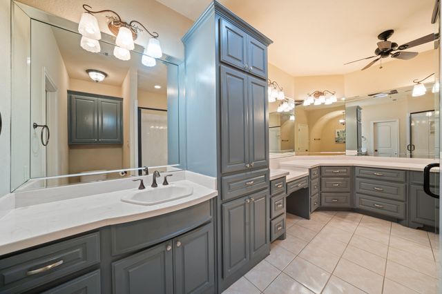 155 Lakeshore Drive, Waxahachie, TX 75165