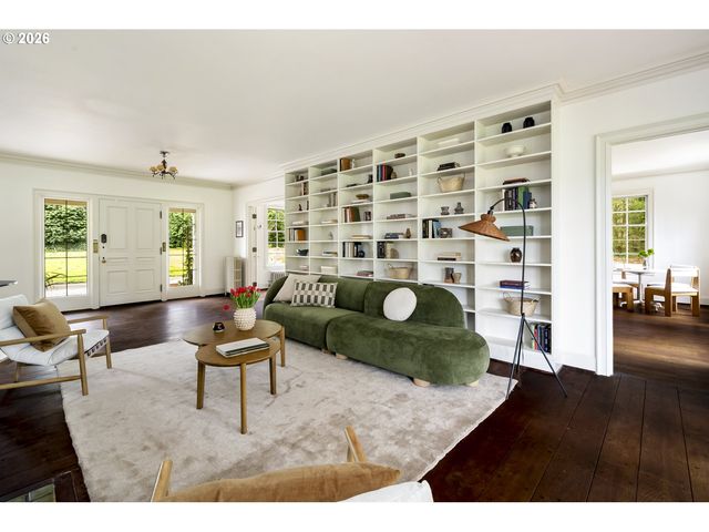 15115 Se WOODLAND Way, Milwaukie, OR 97267