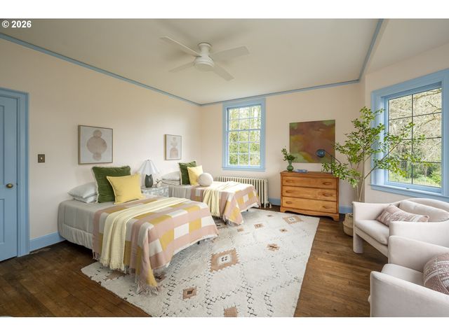 15115 Se WOODLAND Way, Milwaukie, OR 97267