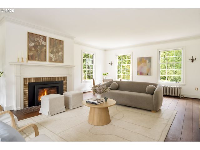 15115 Se WOODLAND Way, Milwaukie, OR 97267