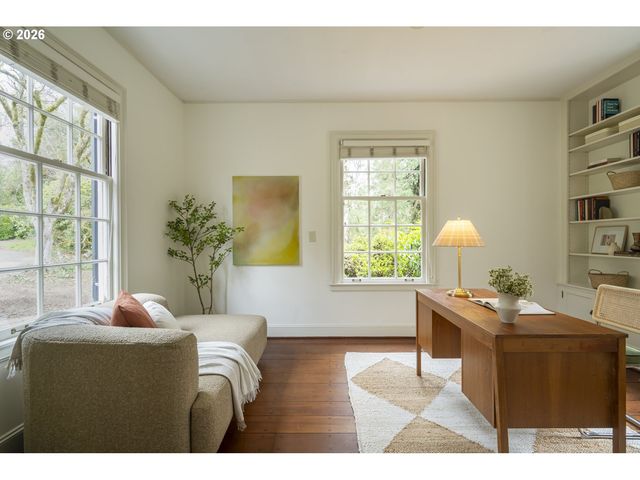 15115 Se WOODLAND Way, Milwaukie, OR 97267