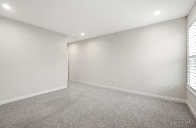 4982 Renaissance Park Drive, Middletown, OH 45005