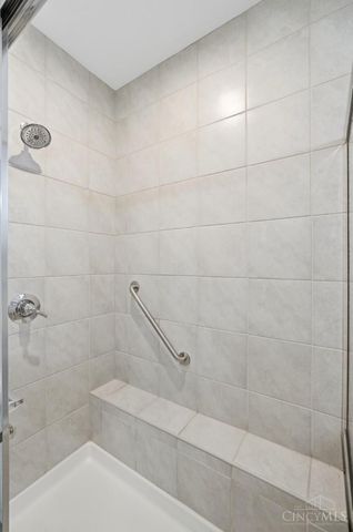4982 Renaissance Park Drive, Middletown, OH 45005