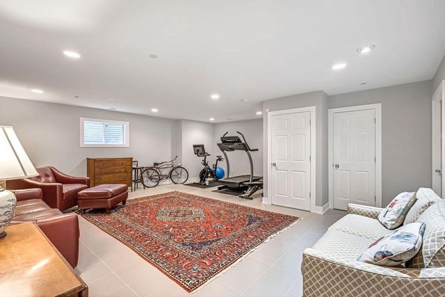 2309 E Stratford COURT, Shorewood, WI 53211