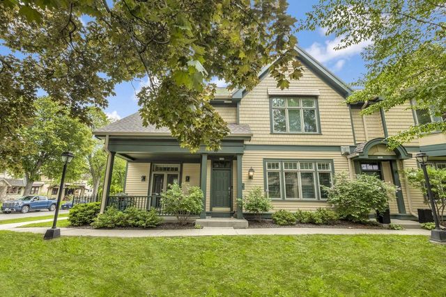 2309 E Stratford COURT, Shorewood, WI 53211
