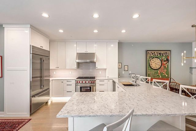 2309 E Stratford COURT, Shorewood, WI 53211