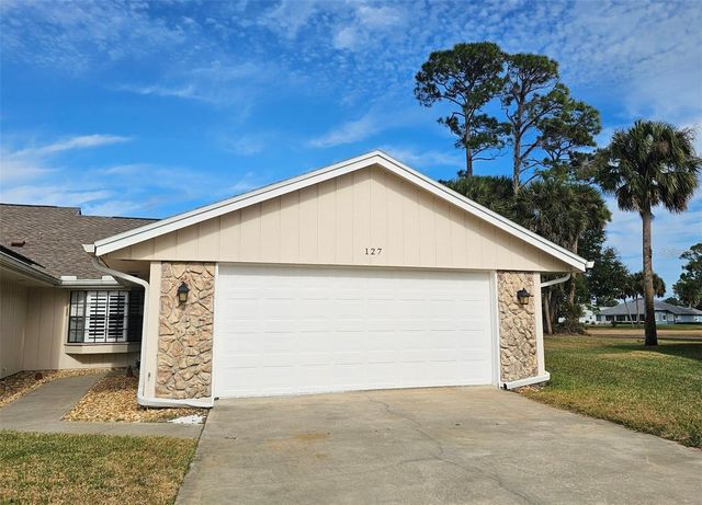 127 LAKE FAIRGREEN CIRCLE, New Smyrna Beach, FL 32168