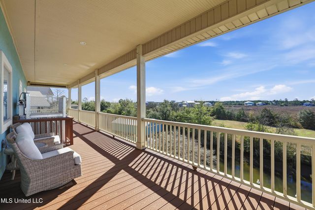 123 Helen Drive, Bay Saint Louis, MS 39520