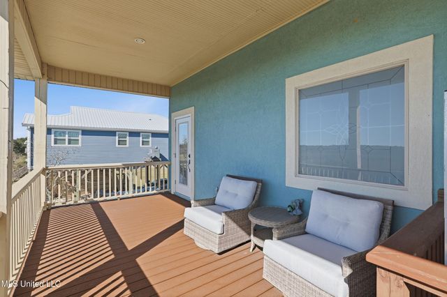 123 Helen Drive, Bay Saint Louis, MS 39520