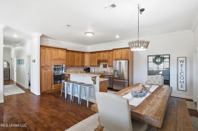 123 Helen Drive, Bay Saint Louis, MS 39520