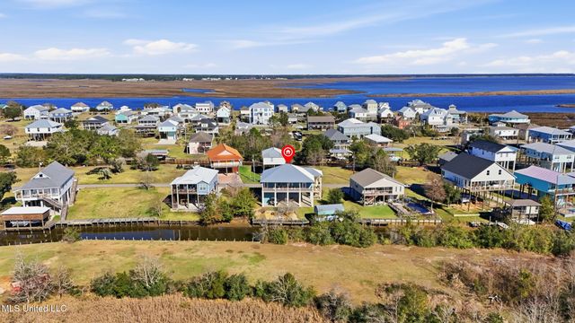 123 Helen Drive, Bay Saint Louis, MS 39520