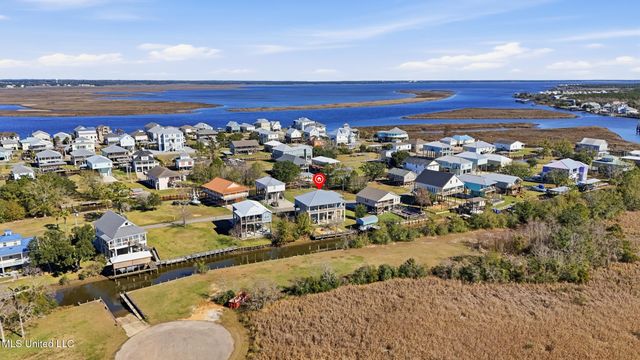 123 Helen Drive, Bay Saint Louis, MS 39520