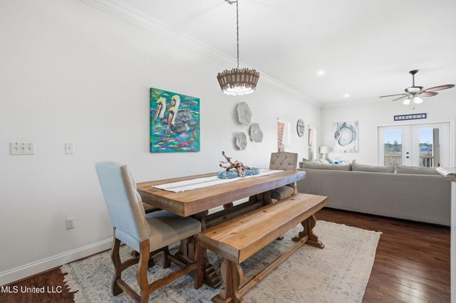 123 Helen Drive, Bay Saint Louis, MS 39520