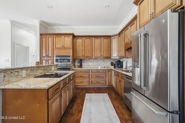 123 Helen Drive, Bay Saint Louis, MS 39520