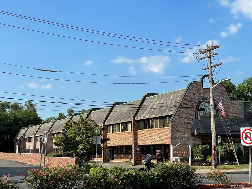 2 Hillside Avenue #E /2nd Fl., Williston Park, NY 11596 — photo 4