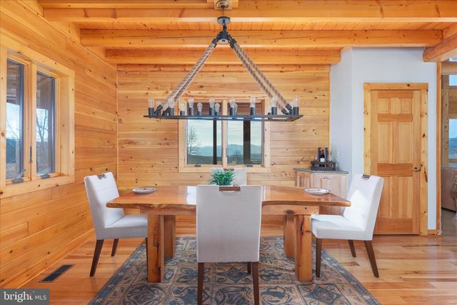 594 S BRANCH MOUNTAIN RD, Moorefield, WV 26836