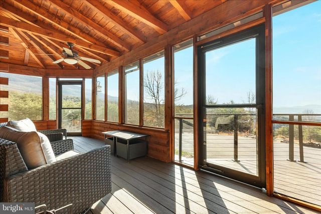 594 S BRANCH MOUNTAIN RD, Moorefield, WV 26836