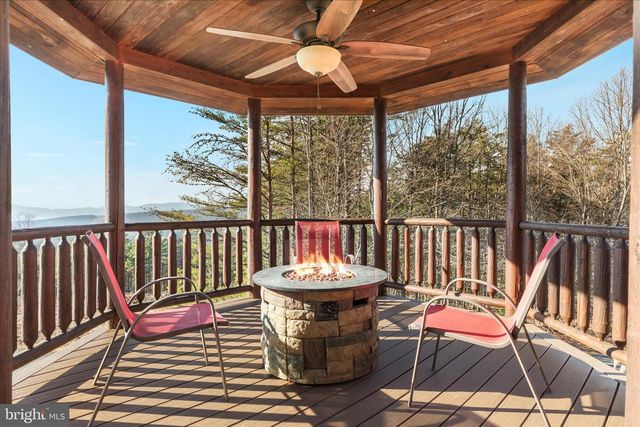 594 S BRANCH MOUNTAIN RD, Moorefield, WV 26836