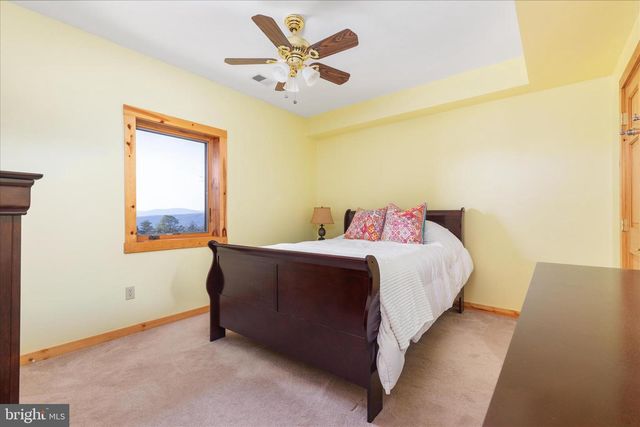 594 S BRANCH MOUNTAIN RD, Moorefield, WV 26836