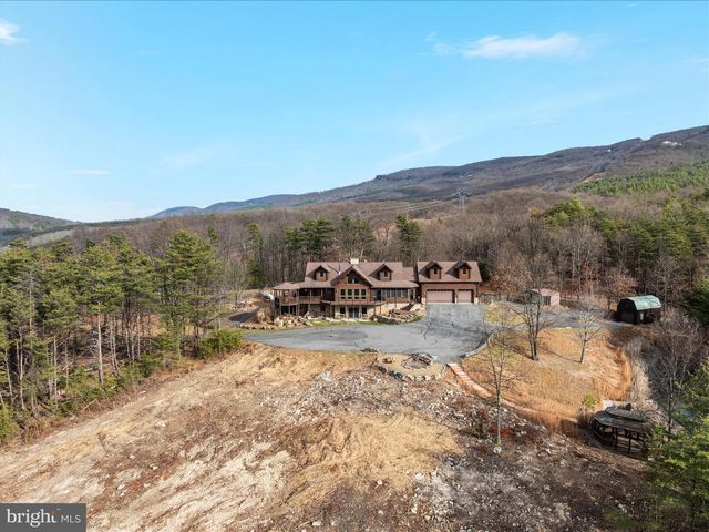 594 S BRANCH MOUNTAIN RD, Moorefield, WV 26836