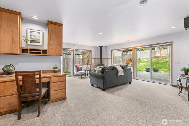 12962 SE 23rd Street, Bellevue, WA 98005