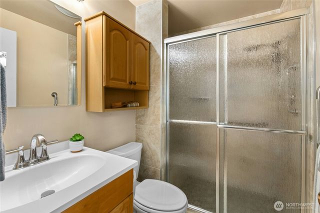 12962 SE 23rd Street, Bellevue, WA 98005