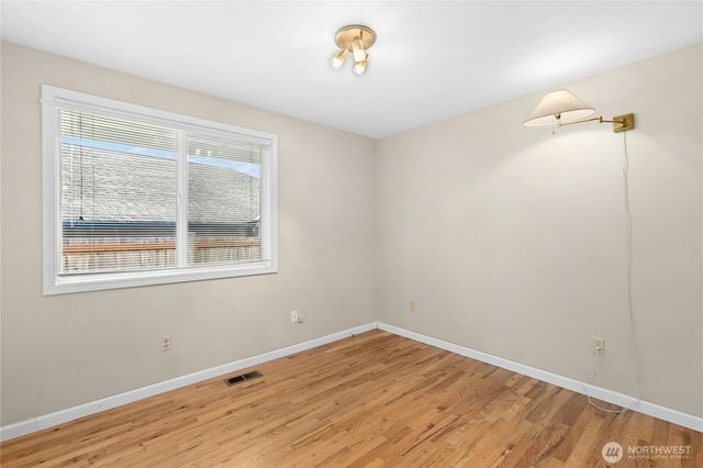 12962 SE 23rd Street, Bellevue, WA 98005