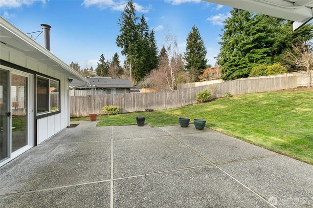 12962 SE 23rd Street, Bellevue, WA 98005