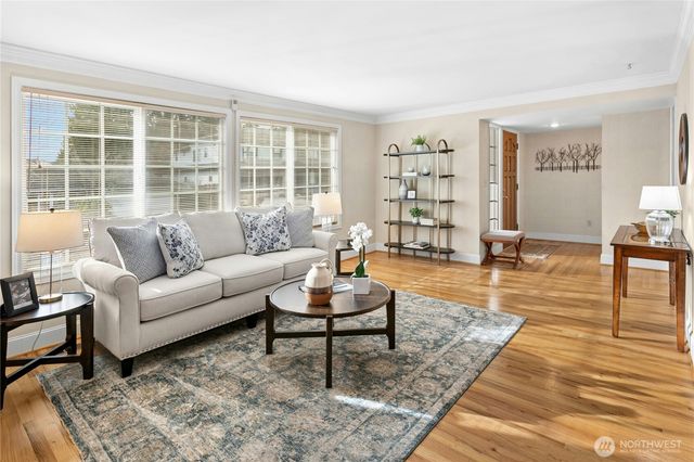 12962 SE 23rd Street, Bellevue, WA 98005