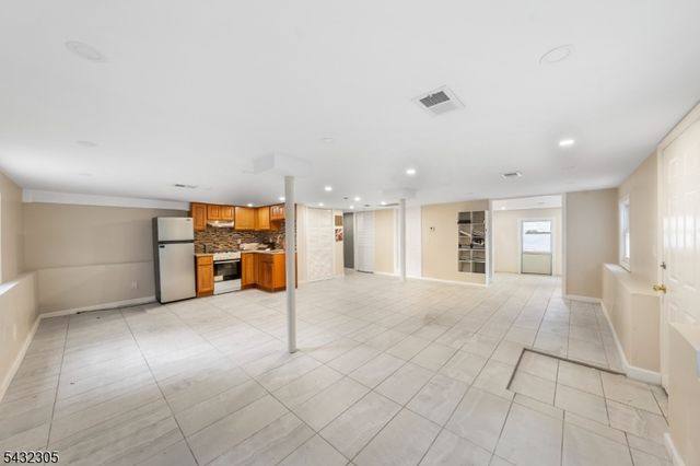 27 Alvin Ter, Springfield Twp., NJ 07081