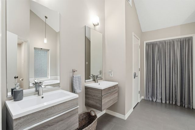 907 Sleepy Hollow Drive, Cedar Hill, TX 75104