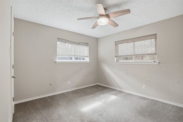 907 Sleepy Hollow Drive, Cedar Hill, TX 75104