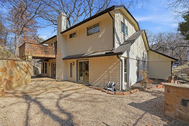 907 Sleepy Hollow Drive, Cedar Hill, TX 75104