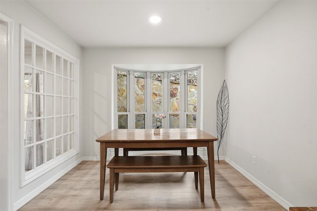 907 Sleepy Hollow Drive, Cedar Hill, TX 75104