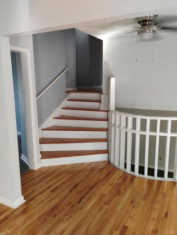 1316 DUDLEY Road, Moneta, VA 24121