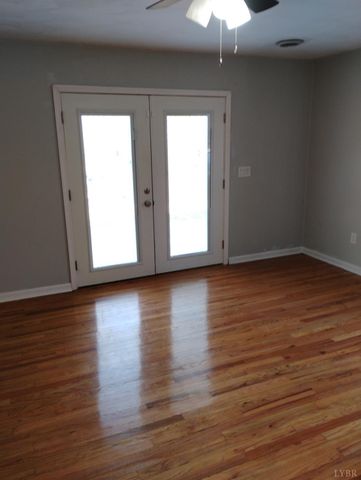 1316 DUDLEY Road, Moneta, VA 24121