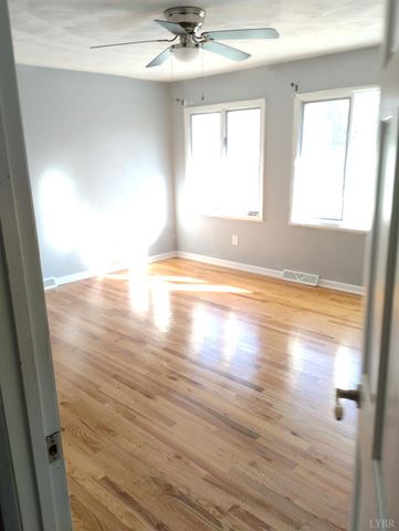 1316 DUDLEY Road, Moneta, VA 24121