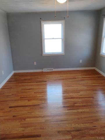 1316 DUDLEY Road, Moneta, VA 24121