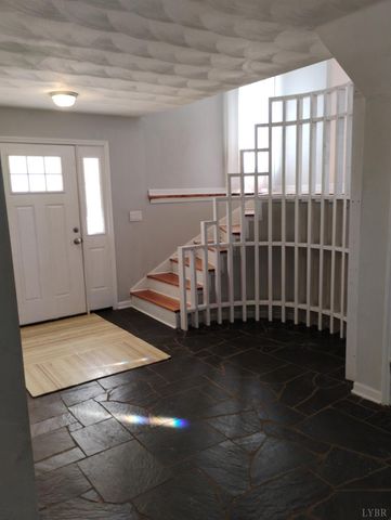 1316 DUDLEY Road, Moneta, VA 24121