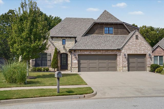 7112 S Chestnut Avenue, Broken Arrow, OK 74011