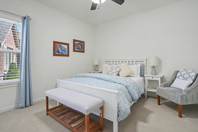 7112 S Chestnut Avenue, Broken Arrow, OK 74011